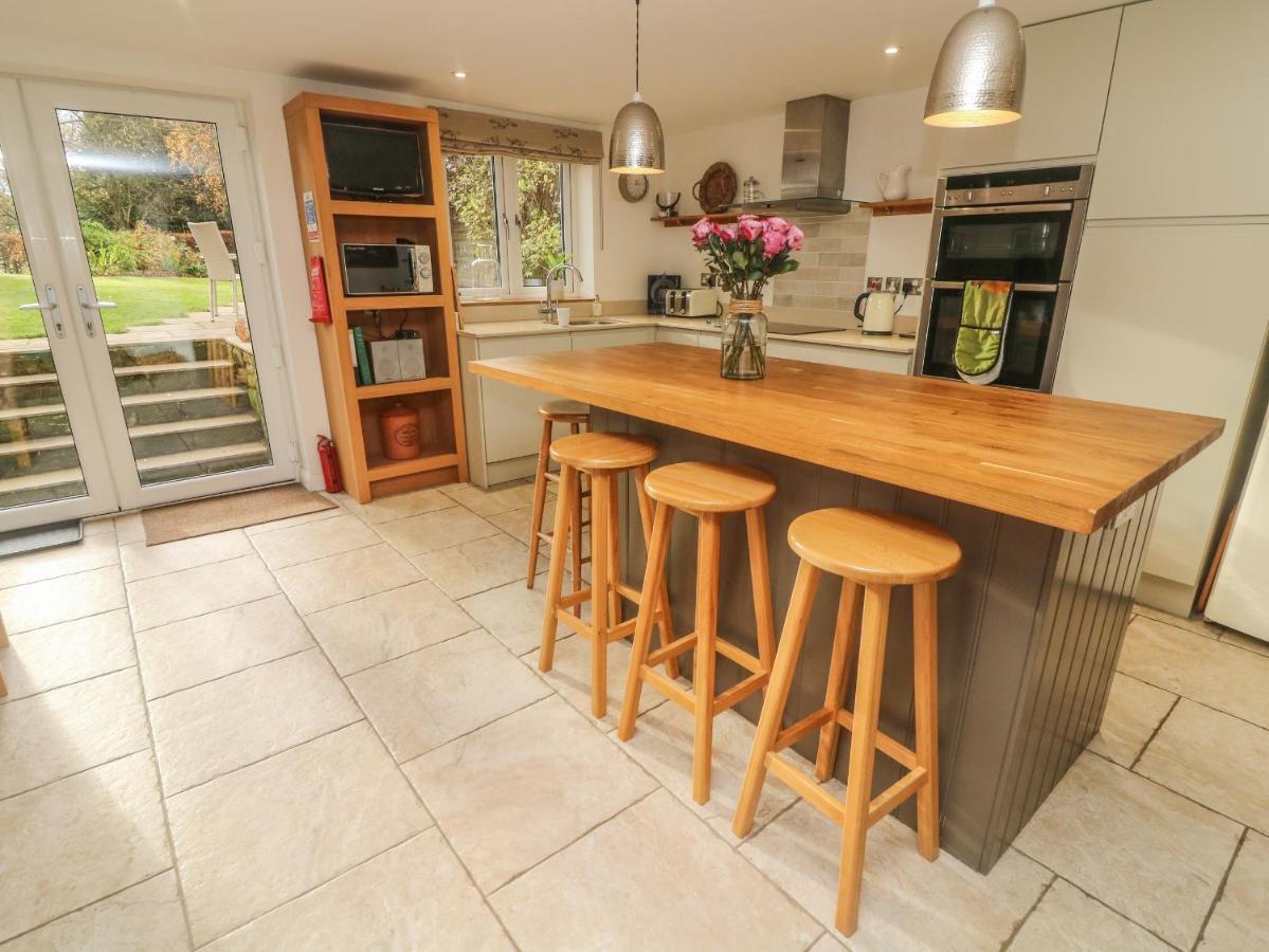 Carwood Villa Dufton Bagian luar foto